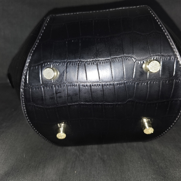 Metallic Blue Mermaid Style purse - Picture 4 of 4